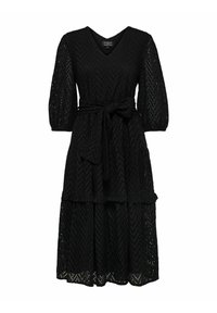 Svart spetsklänning med V-ringning, trekvartsärmar och en midja med bälte. Har en lagrad kjol med ett chevronmönster.