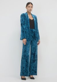 Calliope PALAZZO - Pantalon classique - blu ottanio scuro