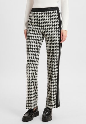 Marc Cain Trousers - schwarz/weiß