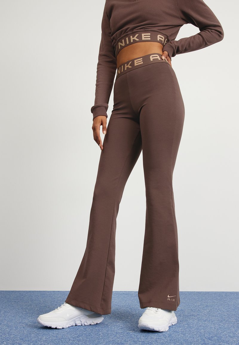 Nike Sportswear AIR TIGHT Tracksuit bottoms baroque brown/hemp