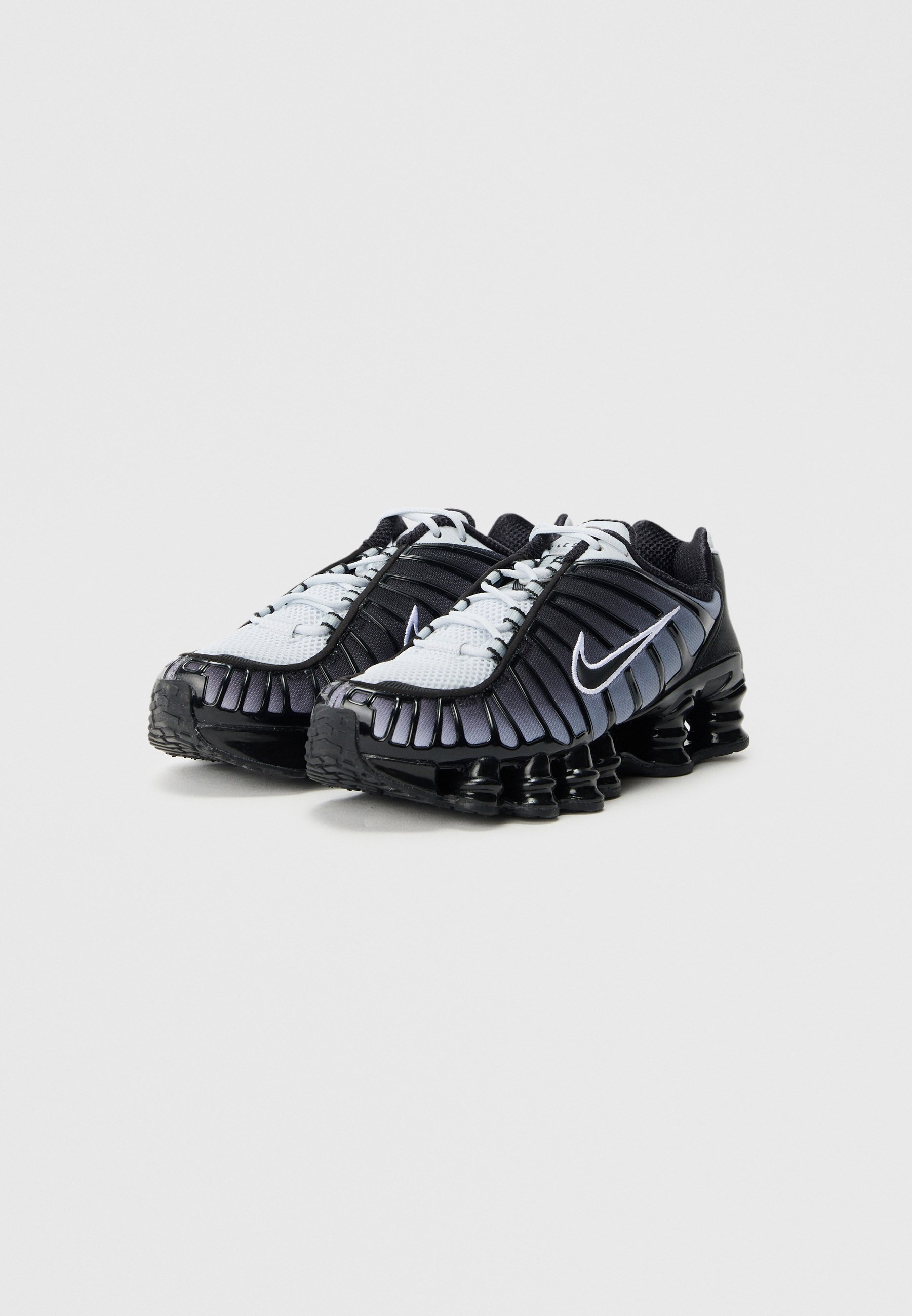nike shox tl black and white