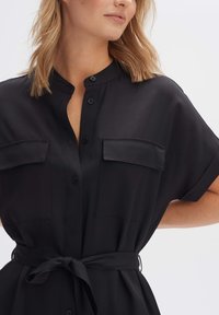 OPUS WOLDA - Abito a camicia - black