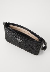 Guess BEAUVOIR MINI TOP ZIP BAG - Bolso de mano - black