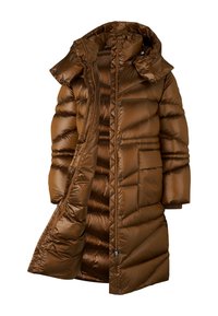 Długi brązowy, błyszczący, pikowany płaszcz zimowy z kapturem, rozpi�ęty, ukazujący wyściełane wnętrze oraz zatrzaski z przodu.