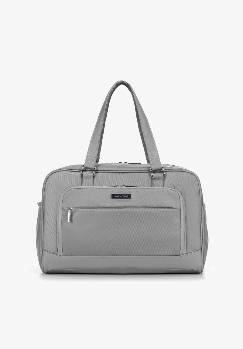 Šedá textilní taška s dvojitými uchy, hladkým povrchem, přední kapsou na zip a obdélníkovým tvarem. Na přední straně se nachází decentní logo.
