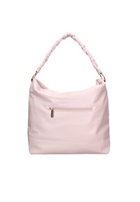 Roze synthetische handtas met een geweven, gerimpelde strap en een voorkant met ritsvak. Gladde textuur en zachte, ronde vorm. Gouden accenten.