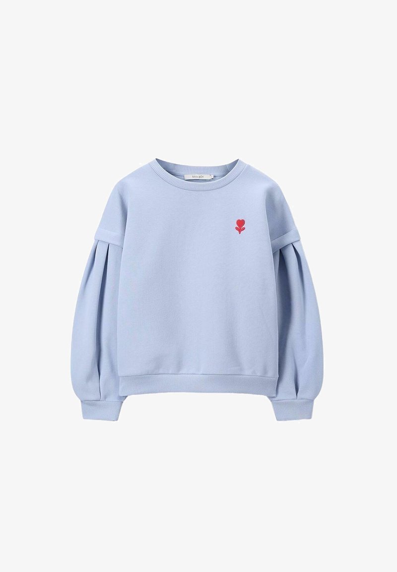 Sweatshirt bleu clair avec un col rond, des manches bouffantes et un petit logo en forme de cœur rouge sur le côté gauche. Tissu en coton doux.