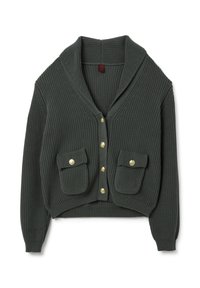 Cardigan a coste verde scuro con colletto a scialle, bottoni dorati e due tasche applicate frontali. Il tessuto strutturato aggiunge profondità al design.