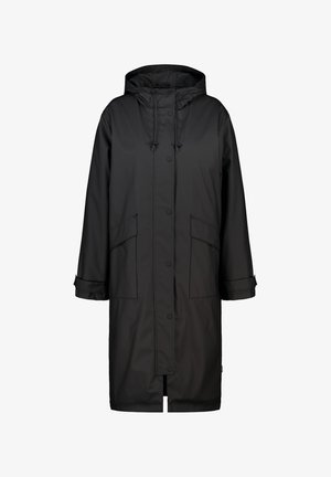 Musta vedenpitävä pitkä takki hupulla, jossa on napitus, kaksi etutaskua ja säädettävät nyörit kauluksessa ja hihoissa.