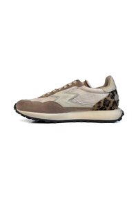 Sneaker beige e marrone con accenti in suede, design a forma di fulmine color crema, dettaglio in stampa leopardata sul tallone e suola in gomma nera.