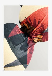 Non selezionato, navy rust red palm print