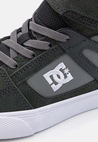 DC Shoes PURE SHOE UNISEX - Skateboardové boty - asian black