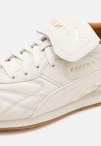 FENTY x PUMA AVANTI UNISEX - Tenisky - warm white
