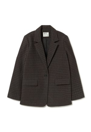 Blazer marron foncé en tissu texturé, avec un col cranté, une fermeture à un bouton et deux poches avant. Motif à carreaux classique.