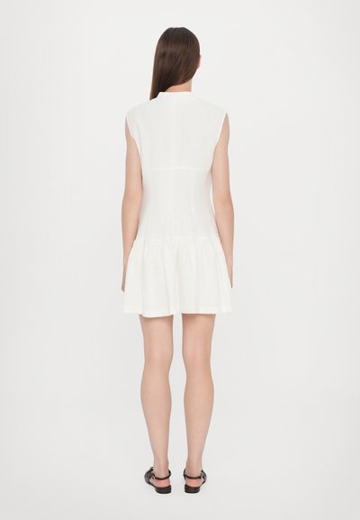 FRAME THE DAY DRESS - Vestido camiseiro - white