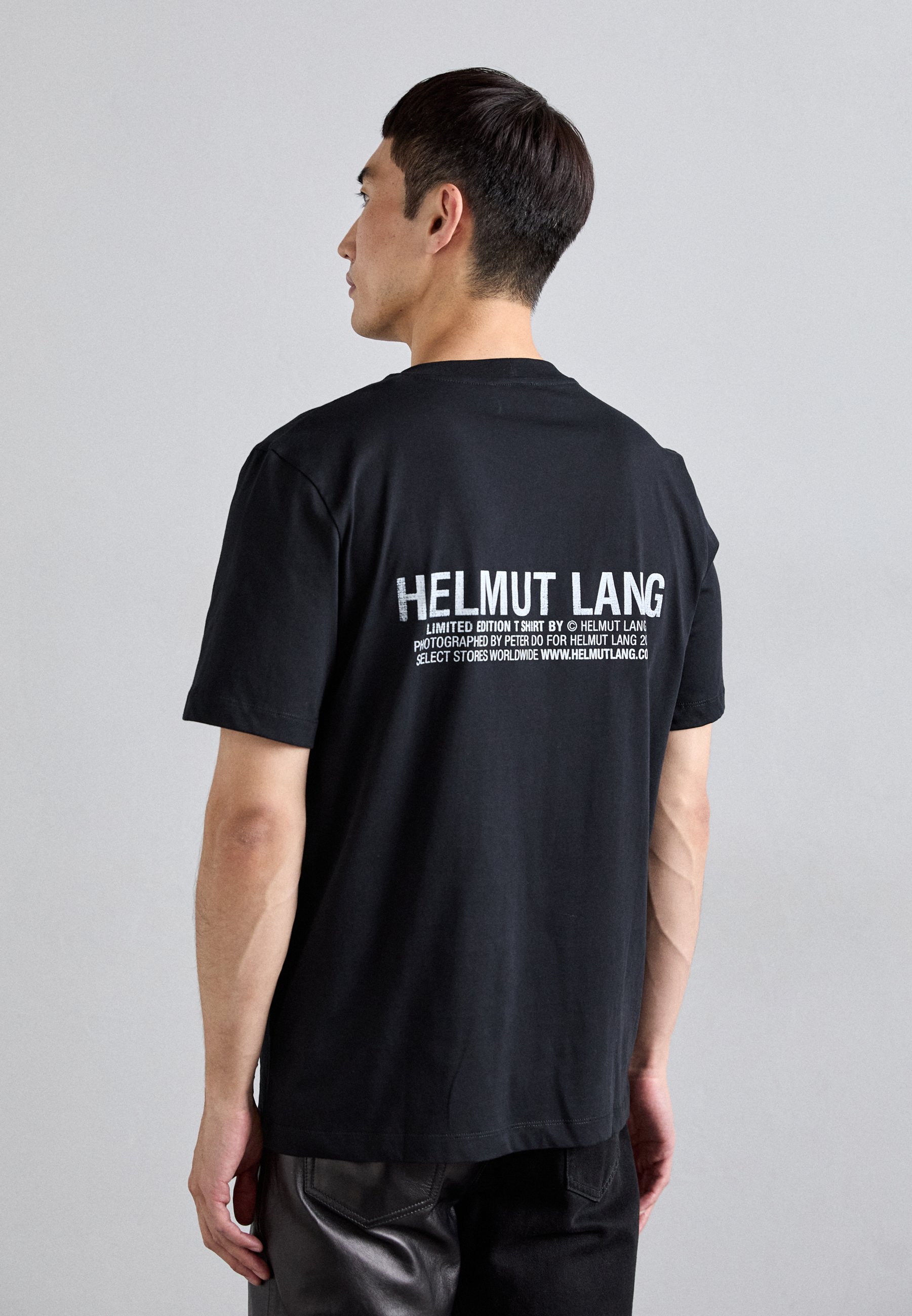 HELMUT LANG ブラック 半袖 Tシャツ 背中見せ HELMUT LANG / ロゴカットソー｜ESTNATION ONLINE STORE