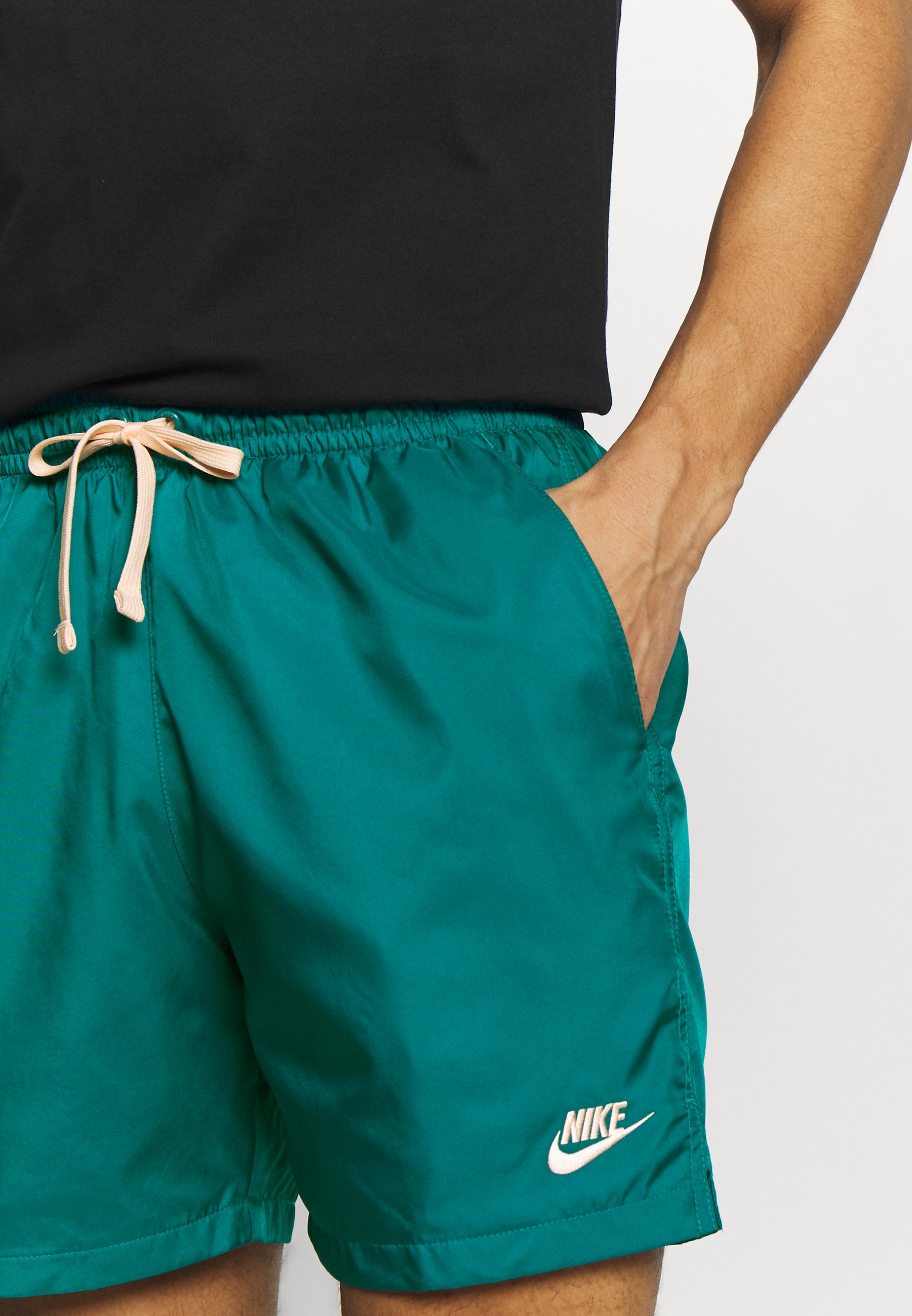 nike flow shorts washed coral
