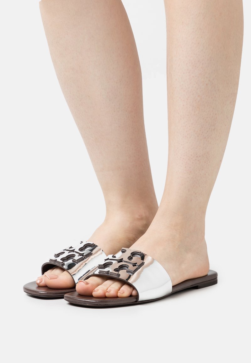 Tory Burch INES FLAT SLIDE Mules silver/coconut/silvercoloured