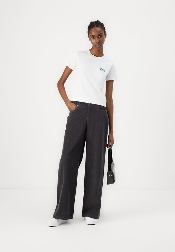 SUBMIT TO THE RHYTHM - Print T-shirt4