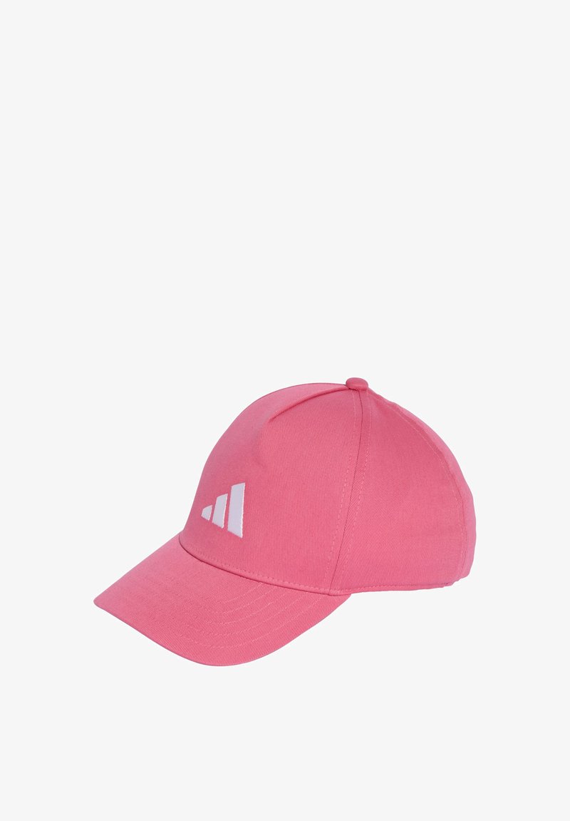 Cappellino da baseball rosa in twill di cotone. Presenta una visiera curva, cinturino regolabile e un logo bianco prominente sul pannello frontale.