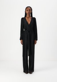 VILA VIPLUSA PLISSE  - Haalari - black