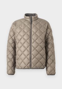 Quilted-Jacke in hellem Beige mit hohem Kragen, durchgehendem Reißverschluss und strukturiertem Rautenmuster. Graue Akzente am Reißverschluss.