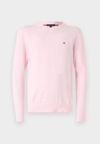 Pull rose clair col rond à manches longues avec petit logo brodé sur la poitrine gauche.