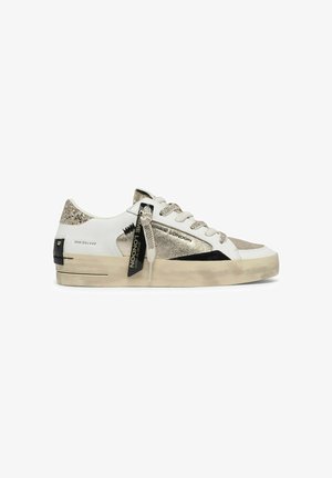 Crime London, Sneakers basse - oro