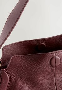 Next Käekott - burgundy red
