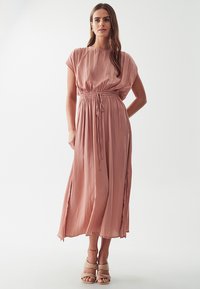 WILLA CAROL MIDI - Vapaa-ajan mekko - blush