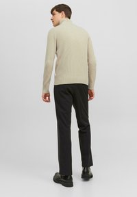 Jack & Jones JPRCCPERFECT HALF ZIP SN - Jersey de punto - island fossil