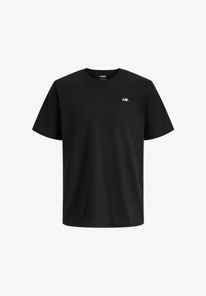 Schwarzes T-Shirt mit kurzen Ärmeln und Rundhalsausschnitt, mit kleinem weißem "JJR." Logo auf der linken Brust und "JJ REBEL" Etikett im Innenkragen.