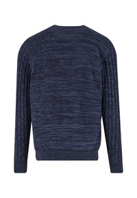 Granatowy sweter z dzianiny z teksturowanymi ściągaczami na rękawach i gładką częścią ciała. Okrągły dekolt i ściągacz u dołu. Brak widocznych zapięć lub wzorów.