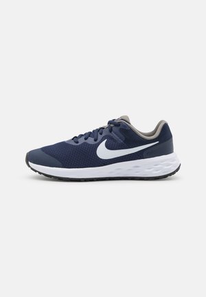 NIKE REVOLUTION 6 (GS) - Hardloopschoenen neutraal - midnight navy/white/flat pewter