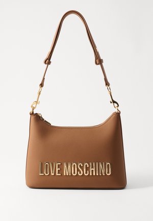 Sac à bandoulière en cuir marron avec ferrures dorées et inscriptions "LOVE MOSCHINO" sur le devant, avec fermeture éclair et sangle réglable.