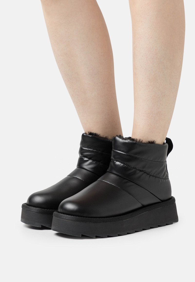 Tamaris Botas para la nieve - black