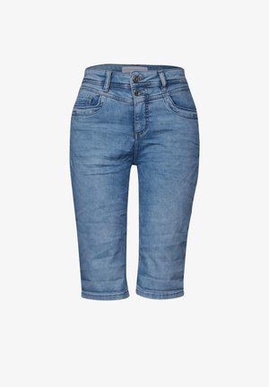Shorts en denim bleu clair avec une taille mi-haute, deux poches avant et une fermeture à double bouton. Bords ourlés avec une coupe droite.