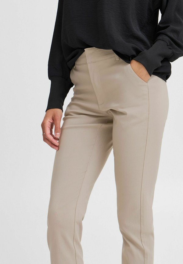 Chinos - roasted cashew4