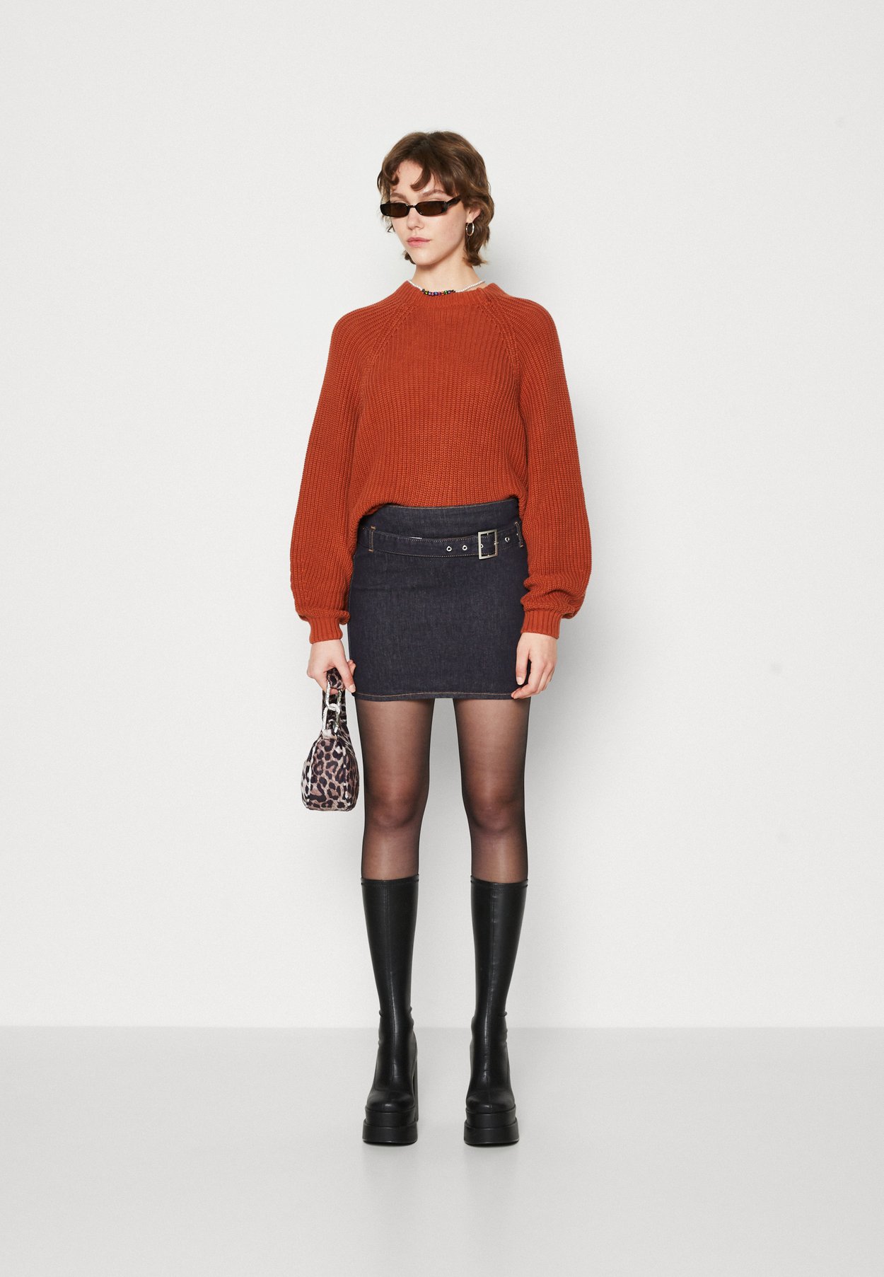 ONLBLUSH BELT SKIRT