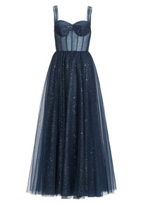 Robe bleu marine avec un corsage ajusté, un décolleté en cœur et des bretelles en tulle transparent. La jupe en tulle est ornée d'accents scintillants pour un effet texturé.