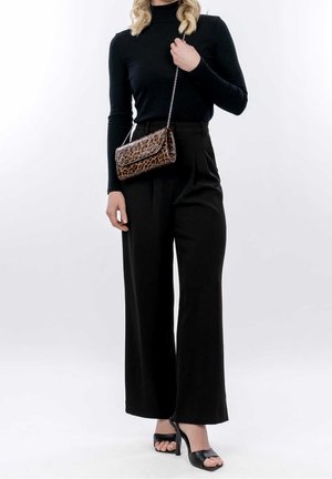 Tamaris, Pochette - black