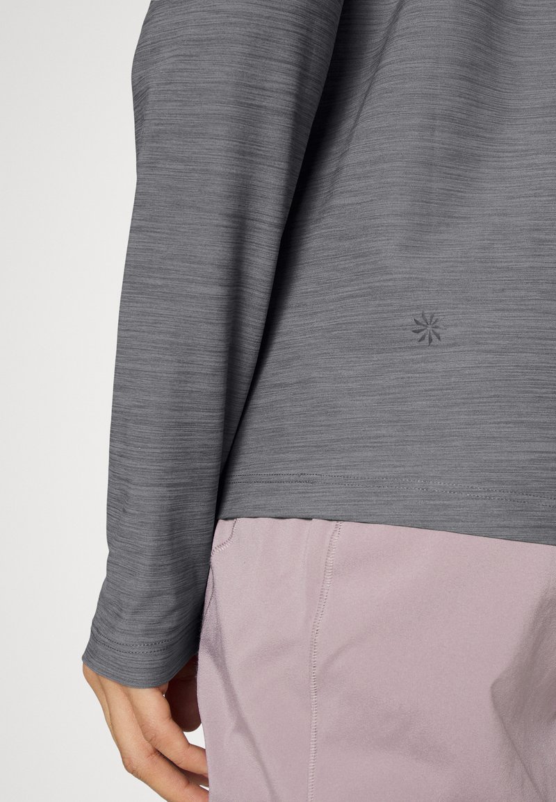 Damen Sportbekleidung | Athleta ULTIMATE TEXTURED TRAIN Sport T-shirt grey heather/grau - MF48605 Damen Sportbekleidung | Athleta ULTIMATE TEXTURED TRAIN Sport T-shirt grey heather/grau - MF48605