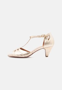 Επιλέχθηκε, gold-coloured