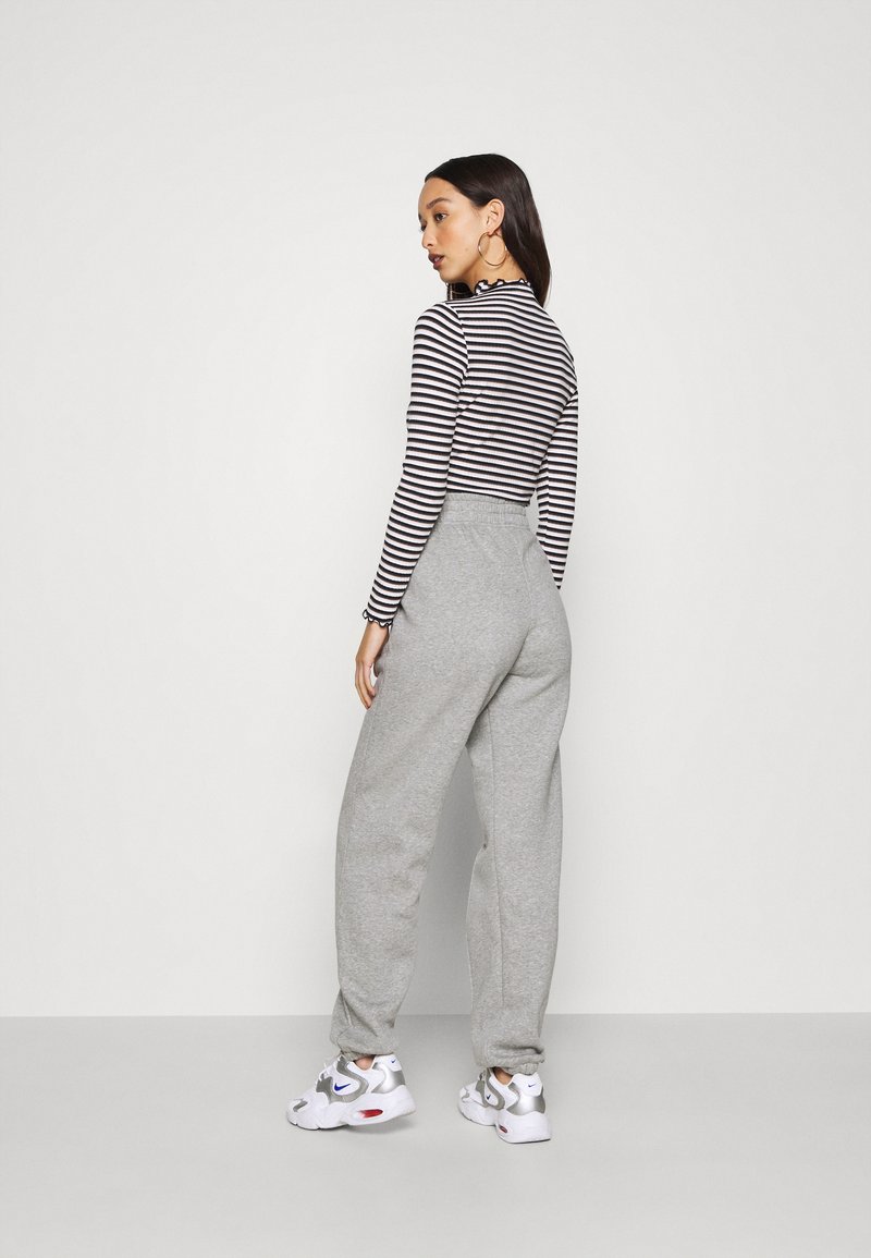 ni121a0bv c11 zalando pant jogginghose nike