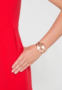 Michael Kors SLIM RUNWAY - Zegarek