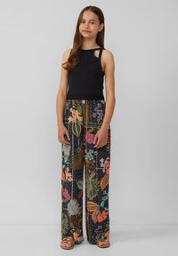 s.Oliver Trousers - navy