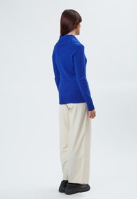 INFLUENCER MID WEIGHT - Trui - royal