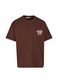 Brūnas kokvilnas T-krekls ar apaļu kaklu un īsām piedurknēm. Uz kreisā krūts rajona ir balts uzraksts "ANOTHER COFFEE CLUB".
