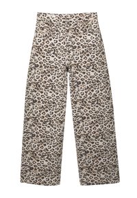Pantaloni a gamba larga con stampa leopardata in un tessuto morbido. Presentano diverse tonalità di marrone su uno sfondo beige chiaro. Design a cinque tasche con passanti per cintura.