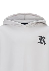 Felpa bianca con cappuccio realizzata in morbido tessuto, caratterizzata da un logo "R" stilizzato in nero sul lato sinistro del petto. Texture liscia e design casual.